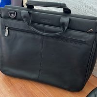 Kenneth Cole Briefcase bag